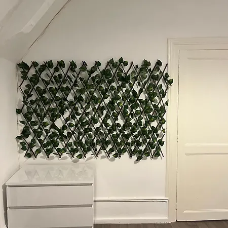 + Parking Prive * Sainte-Savine